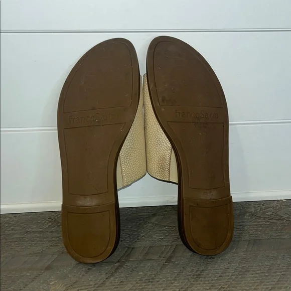 Franco Sarto Womens Pebbled/Metallic Gem Leather Slip On Slide Sandals - Size 8 - Picture 9 of 9